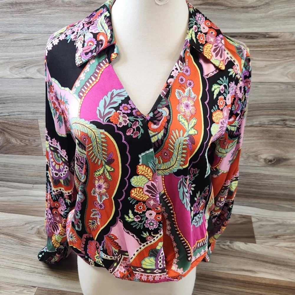 NICOLE MILLER crop top floral 70’s print long sleeve size XS